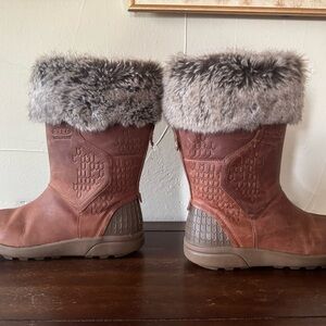 Keen Brown Winter Boots with Faux Fur Trim
